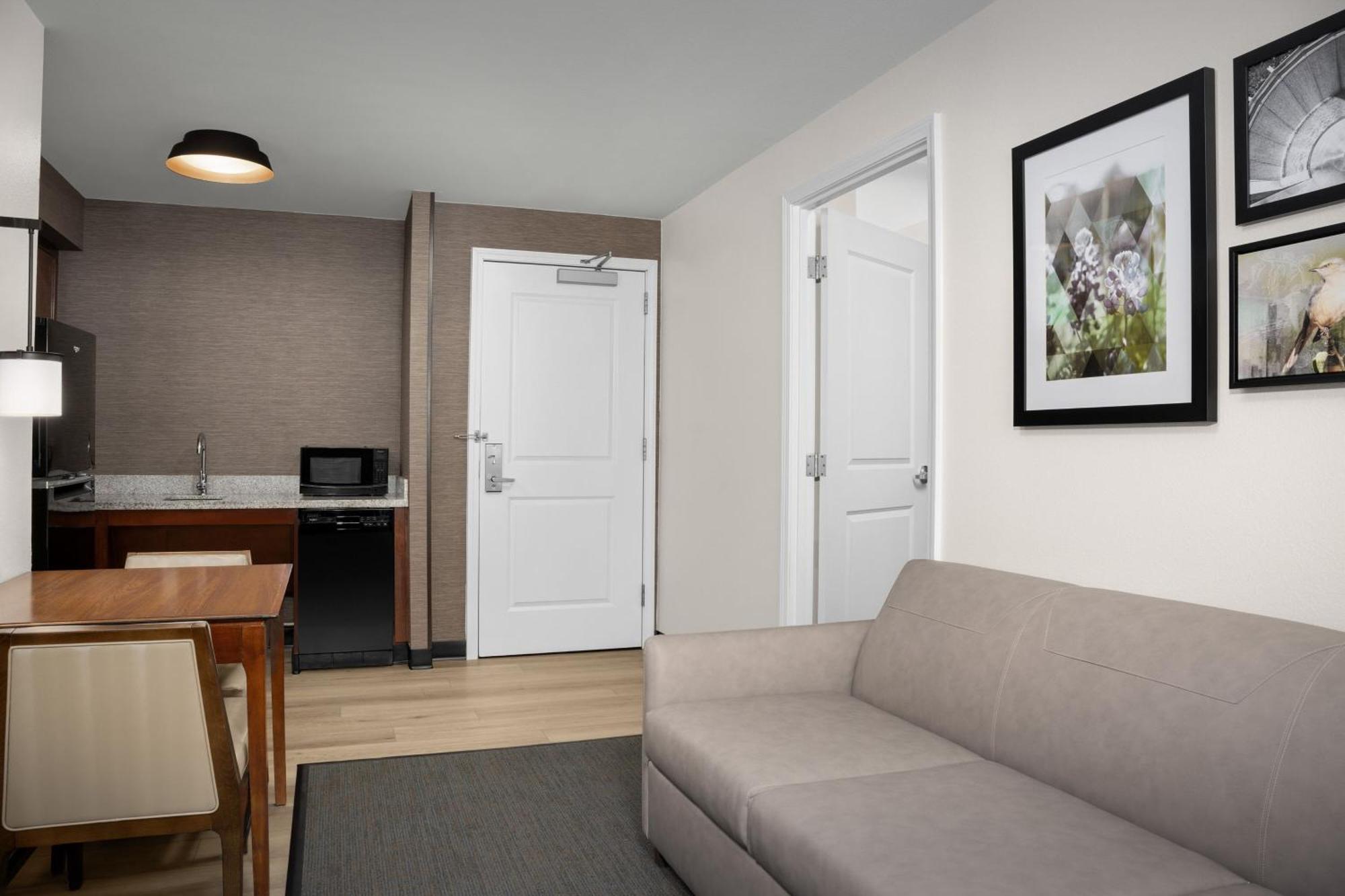 Residence Inn Houston West Energy Corridor Екстер'єр фото